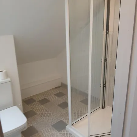 Roshinehill Apartment